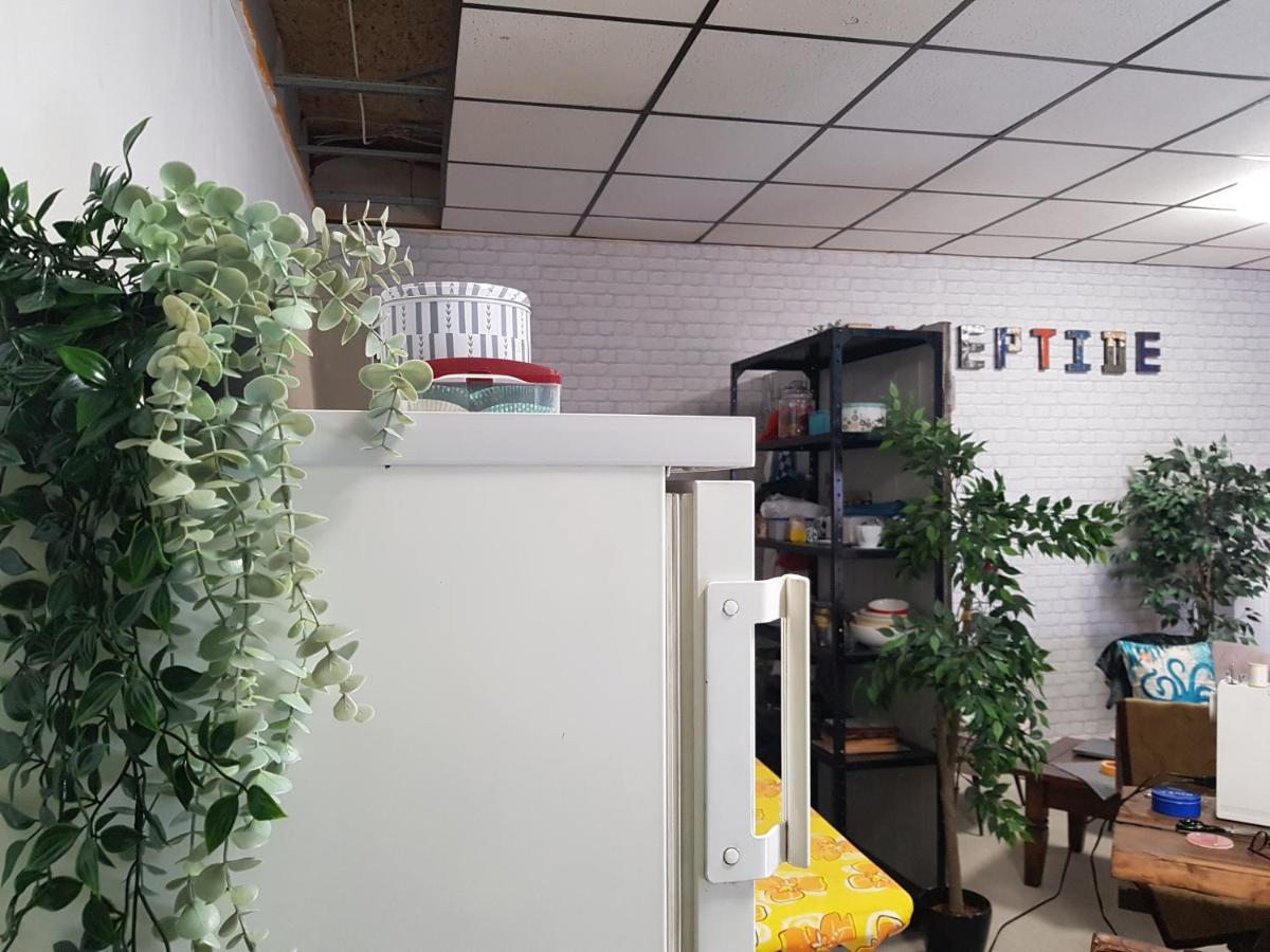 Sleeptide Hostel Husum  Buitenkant foto