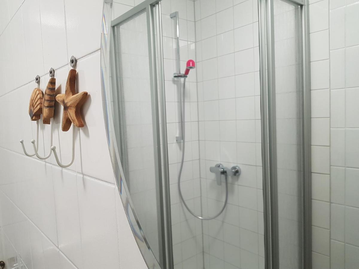 Sleeptide Hostel Husum  Buitenkant foto